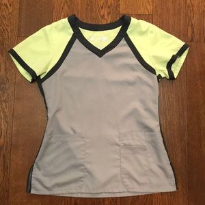 Greys anatomy active scrub top ❤️